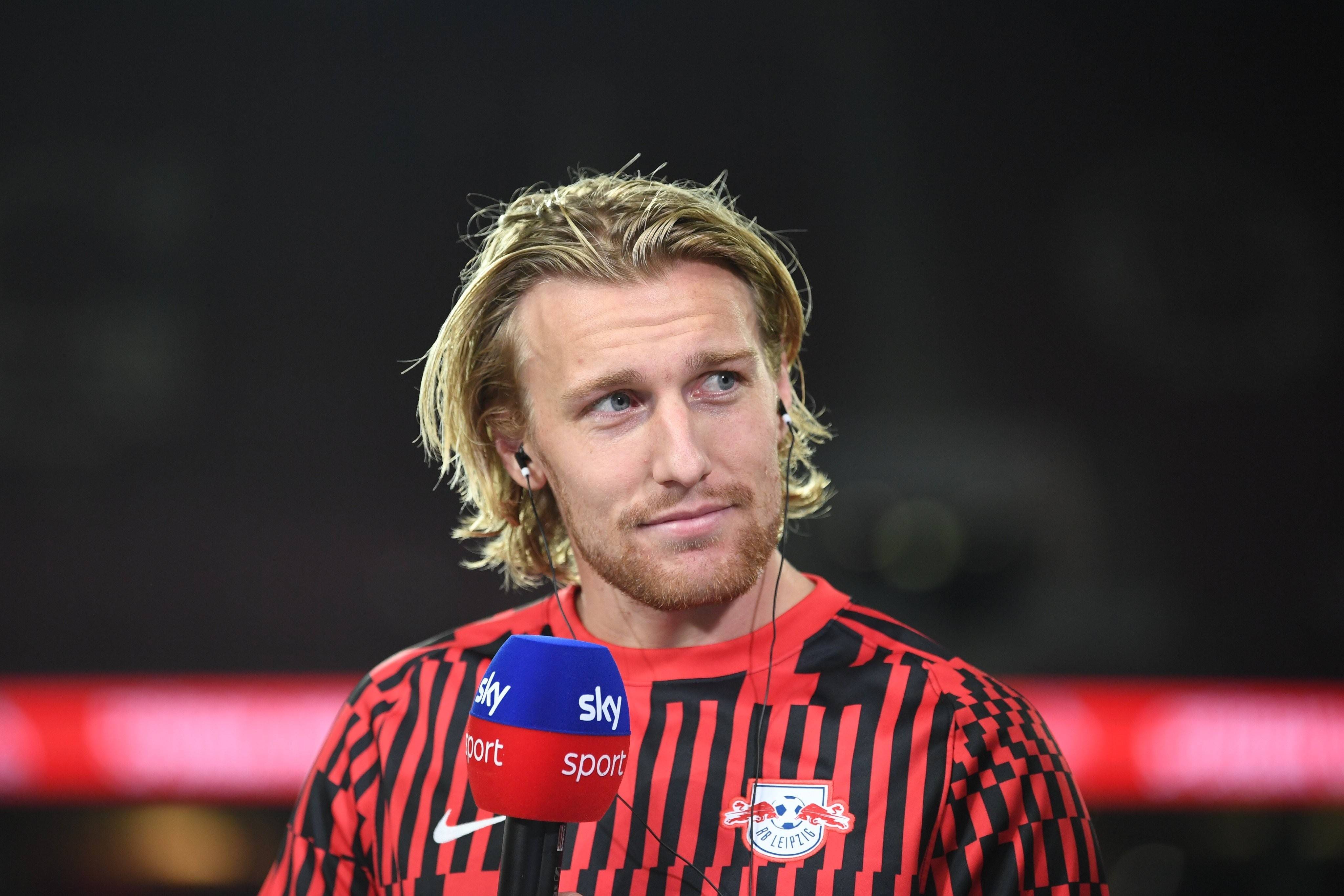 体育比分-莱比锡内部会议纪要流出——国际比赛日防线松动，足总杯使命明确，资深球员宣示担当的简单介绍